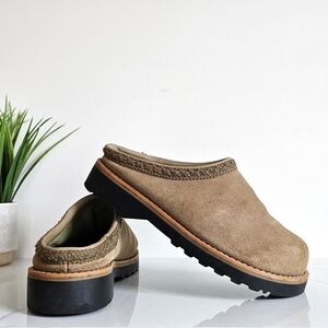 Stylish Brown Suede Women's Clogs